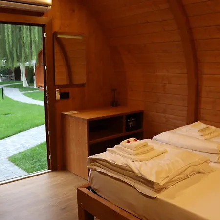 Alojamento de Turismo Selvagem Glamour & - Free Hot Tub E Sauna