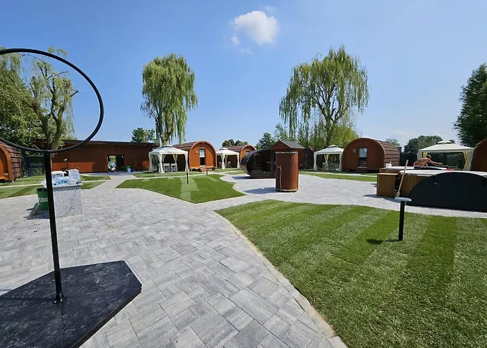 Lodge Glamour & - Free Hot Tub E Sauna *